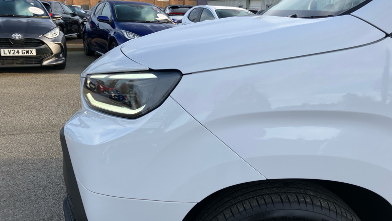 Toyota Proace City Verso 100kW Design L1 50kWh 5dr Auto Electric Estate